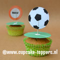 Afbeelding van de cupcake topper Voetbal op stip